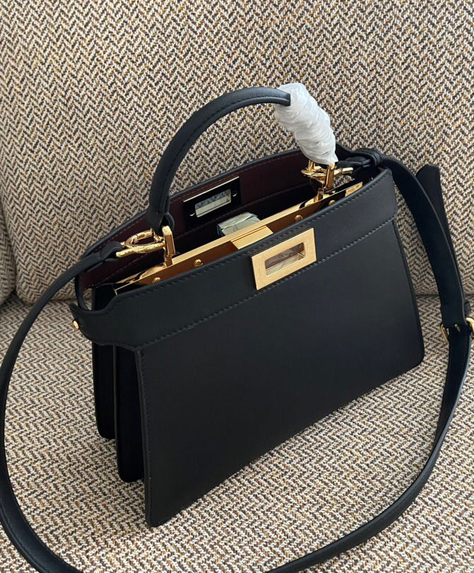 Fendi Peekaboo Iseeu Small Handbag 8BN327 Black